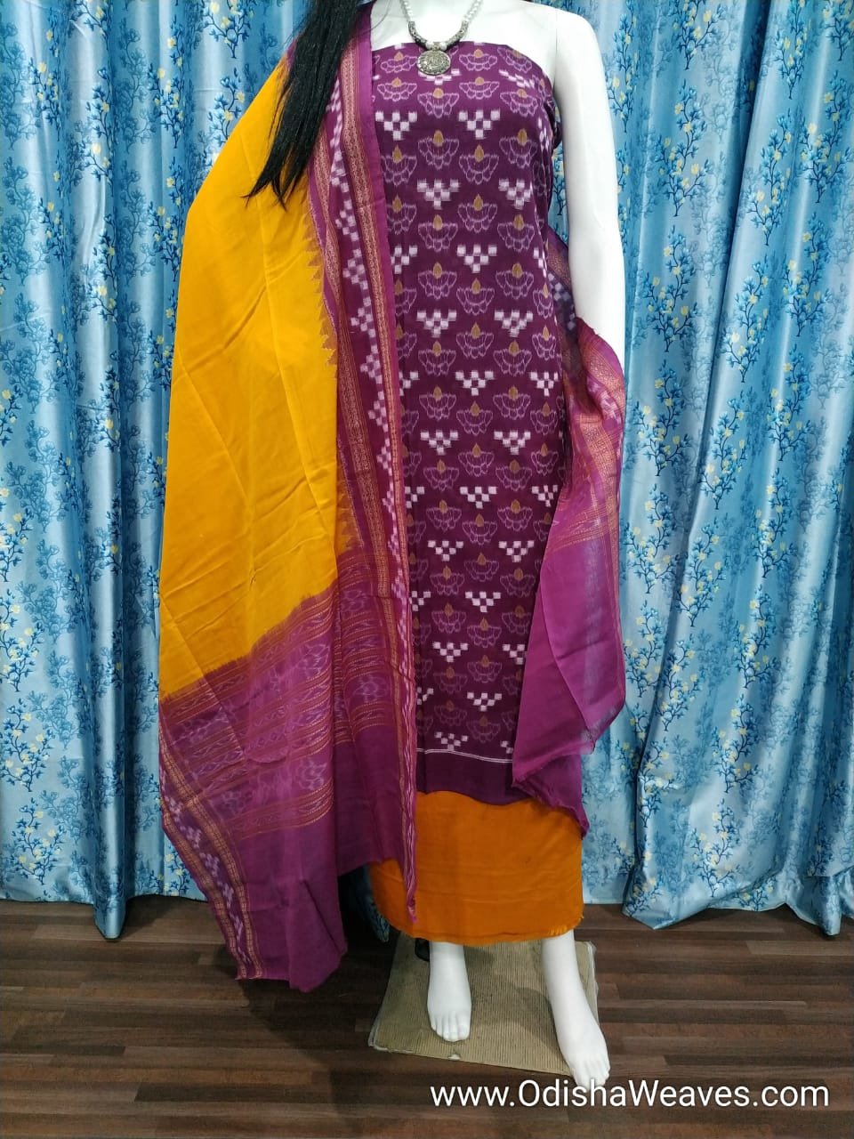 Sambalpuri Handloom Cotton Dress Material Set Black and Red – Utkaladitri