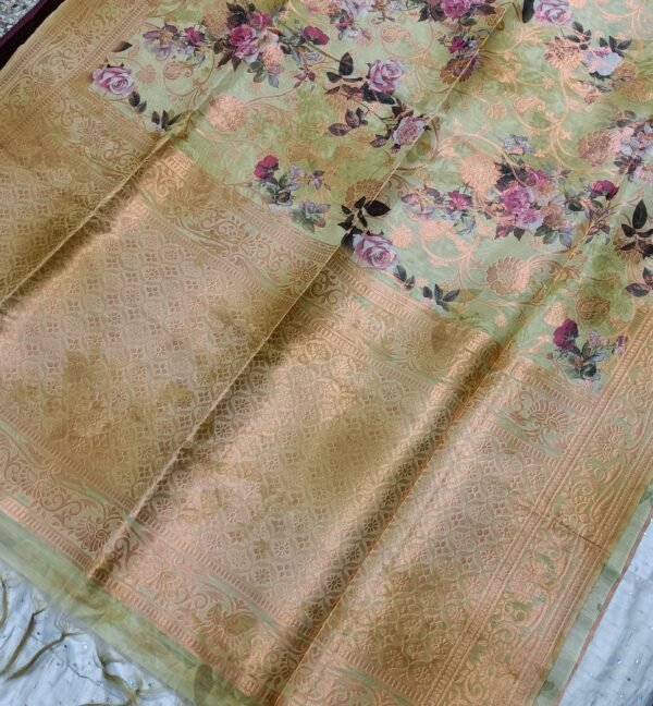 Green flower pattern art silk saree with blouse - Image 7