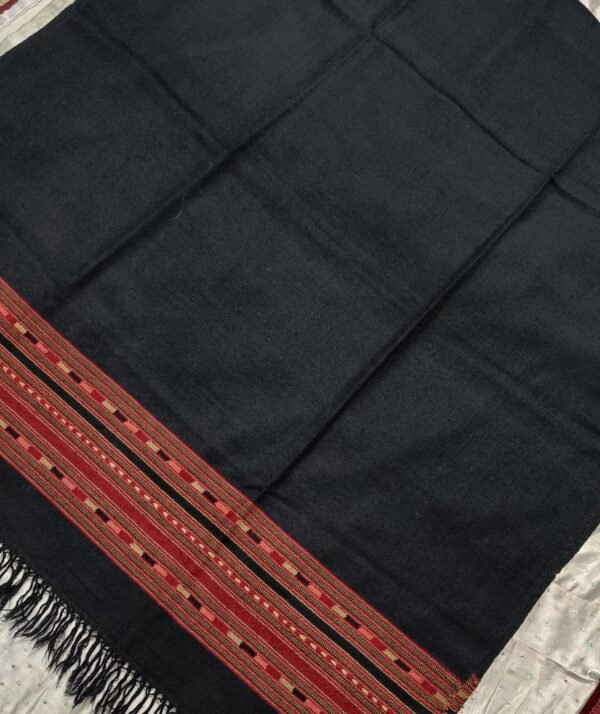 Black Premium Merino Dari  Palla Yak shawl - Image 4