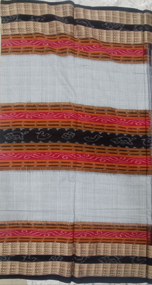 White and black sachipar sambalpuri cotton saree with fish border - Image 3