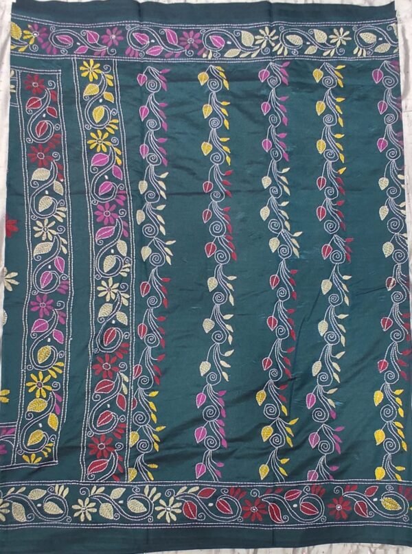 Deep green Bangalore silk kantha stitch saree with blouse - Image 2