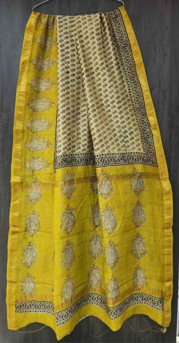 Brown and yellow flower pattern maheswari silk saree with zari border
