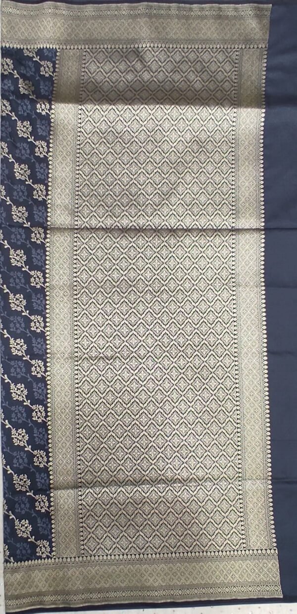 Blue flower pattern banarasi silk saree with zari work - Image 9