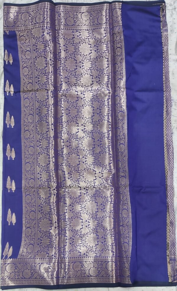 Blue leaf pattern banarasi silk saree with zari work - Image 6