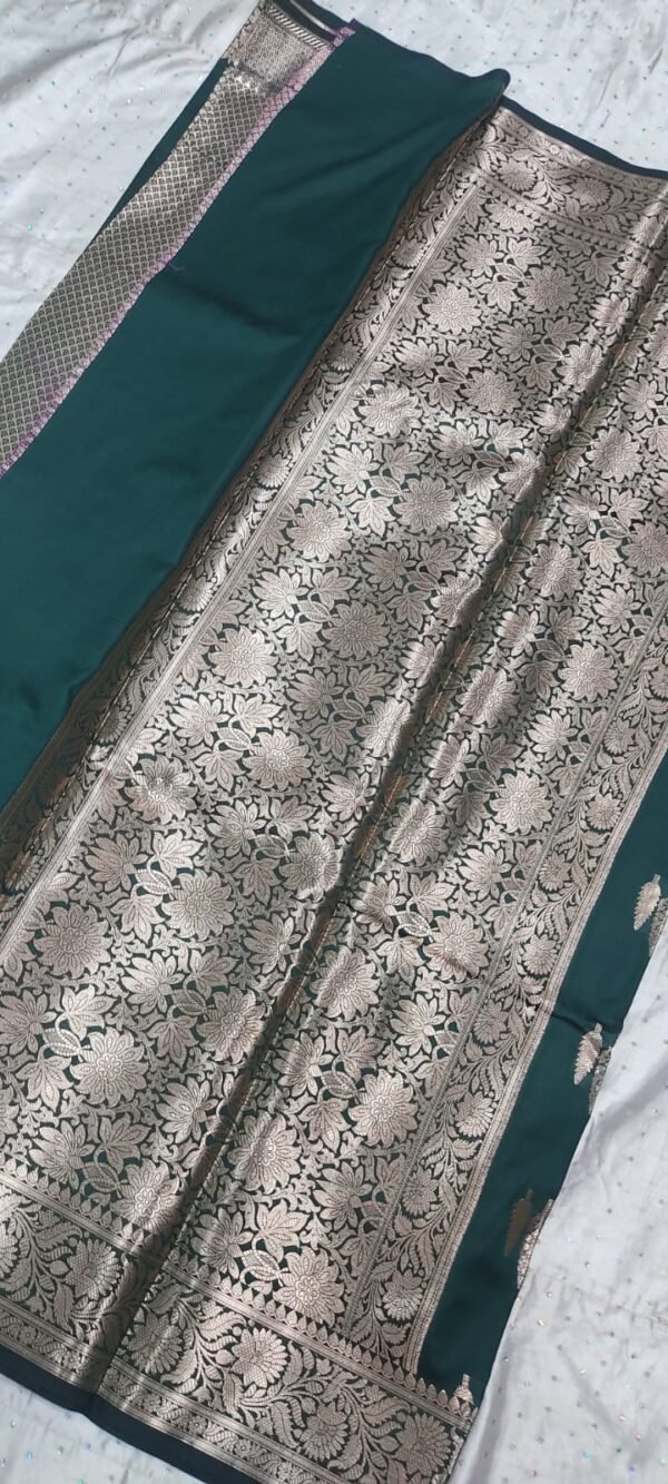 Green leaf pattern banarasi silk saree with zari work - Image 6