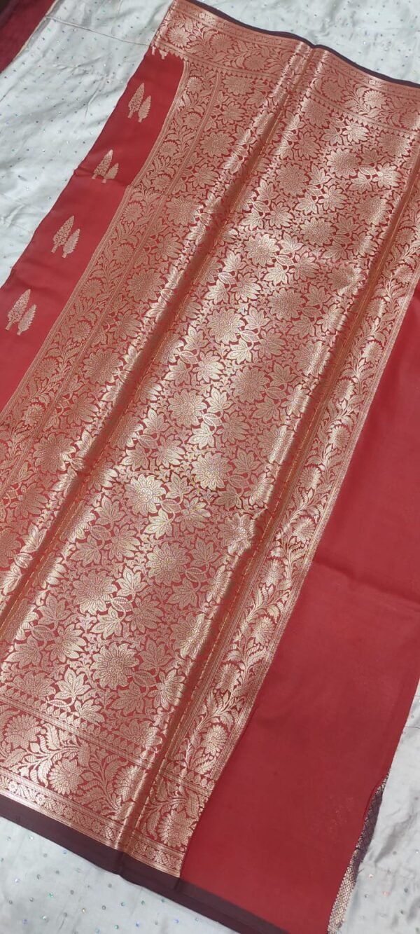 Red leaf pattern banarasi silk saree with zari work - Image 5