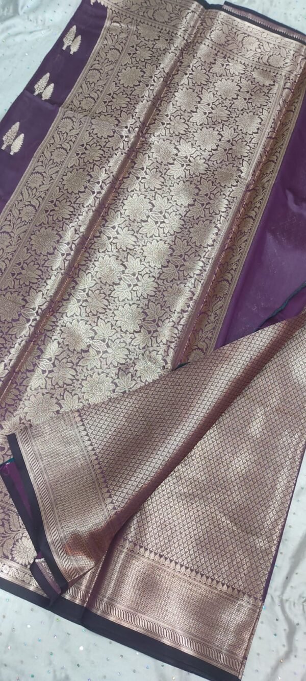 Magenta leaf pattern banarasi silk saree with zari work - Image 7