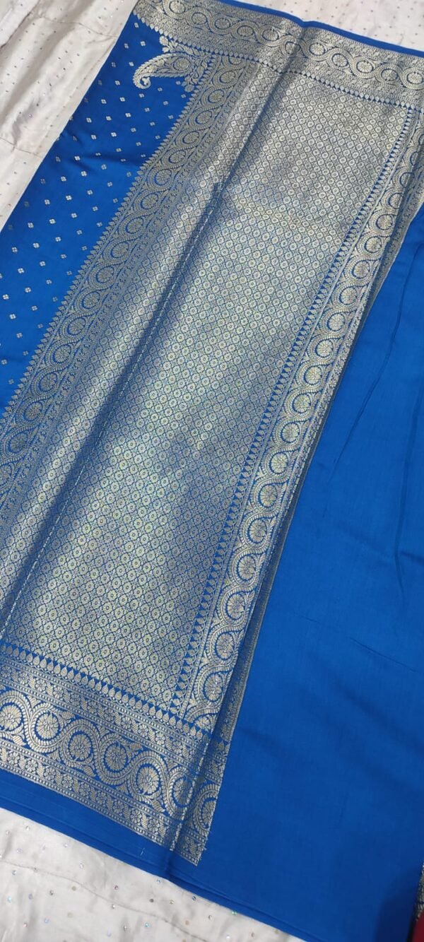 Blue buti pattern pure banarasi soft silk saree with blouse - Image 8