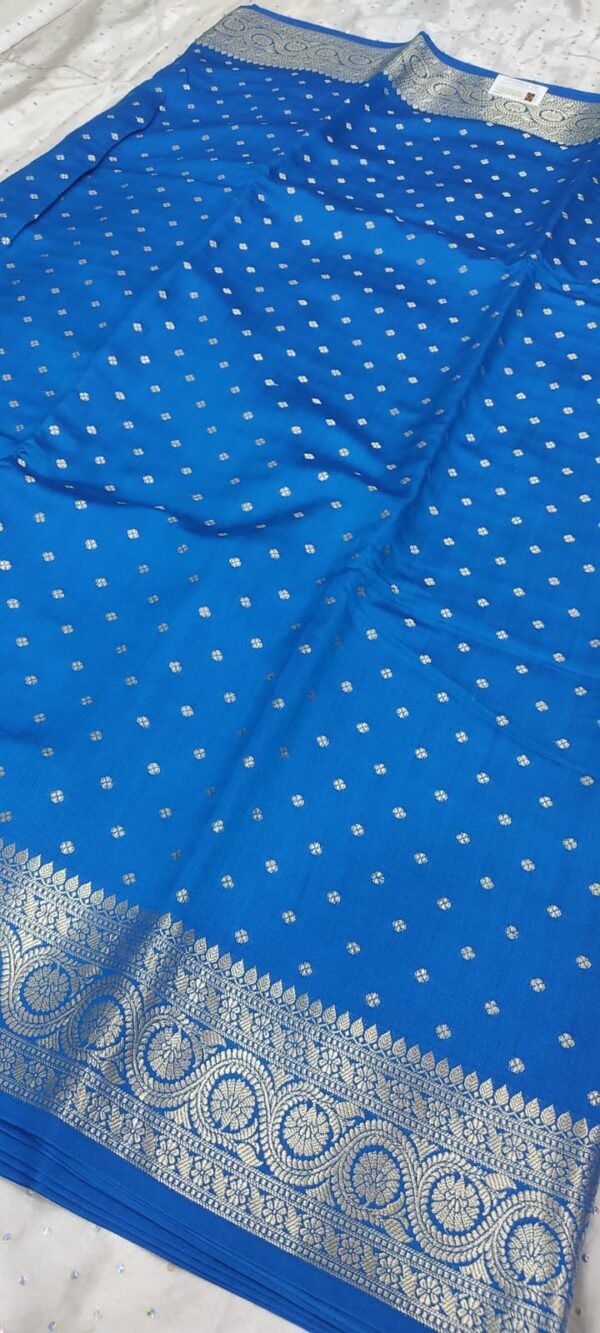 Blue buti pattern pure banarasi soft silk saree with blouse - Image 2