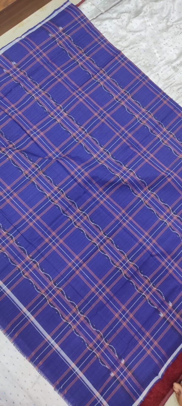 Blue checks sambalpuri cotton lungi - Image 3