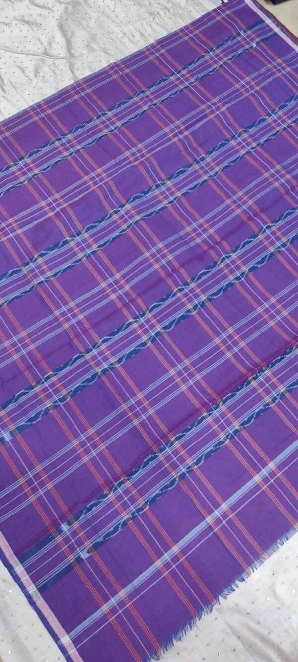 Blue checks sambalpuri cotton lungi - Image 2