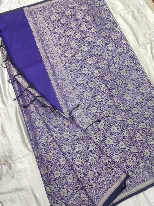 Blue resam work banarasi silk saree with blouse - Image 8