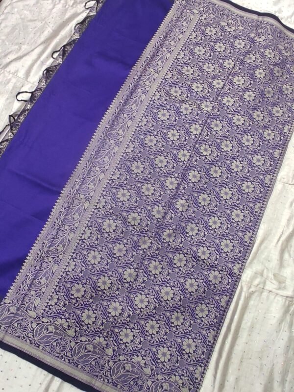 Blue resam work banarasi silk saree with blouse - Image 5