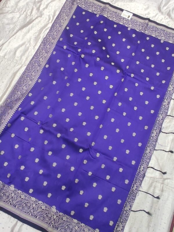 Blue resam work banarasi silk saree with blouse - Image 2