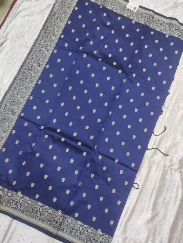 Blue resam work banarasi silk saree with blouse - Image 2