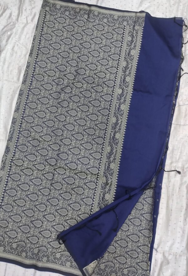 Blue resam work banarasi silk saree with blouse - Image 5