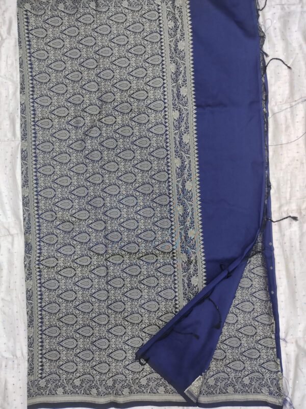 Blue resam work banarasi silk saree with blouse - Image 8