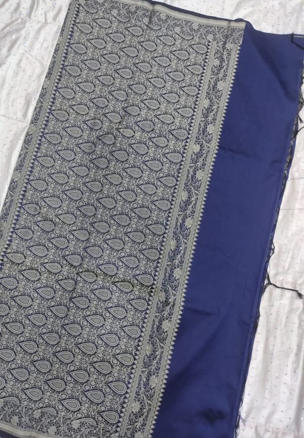 Blue resam work banarasi silk saree with blouse - Image 6