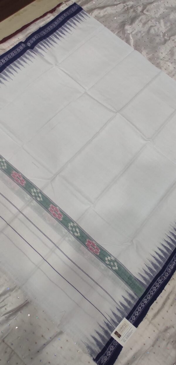 White cotton towel with blue rudraksh border - Image 3