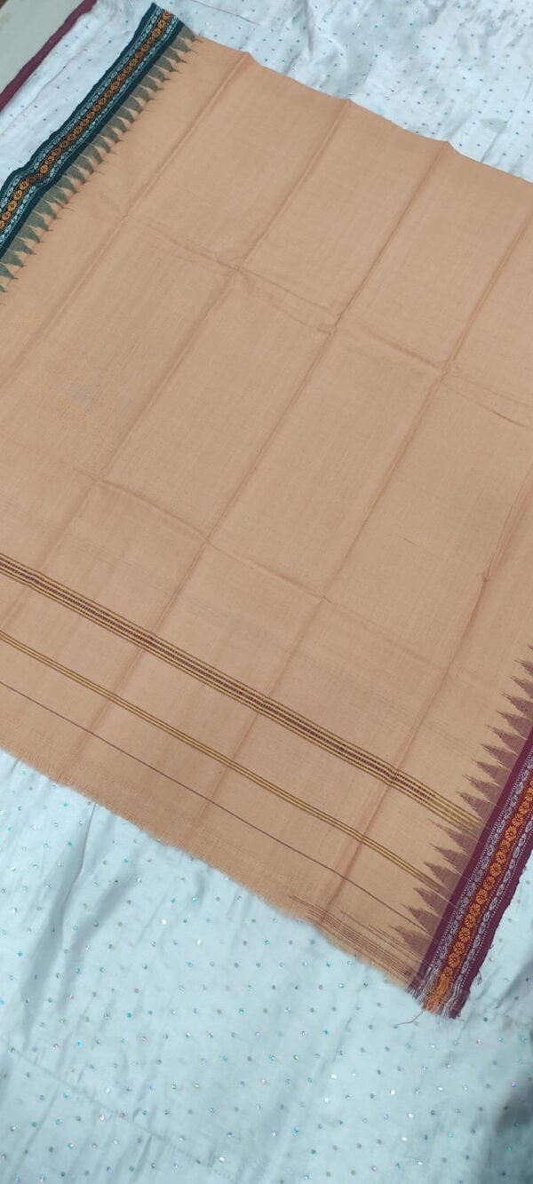 Brown cotton towel with ganga yamuna border - Image 3