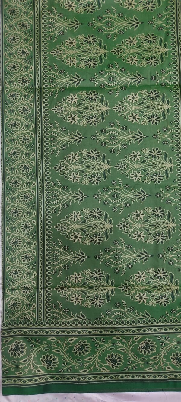 Green flower pattern banarasi silk saree with blouse - Image 7