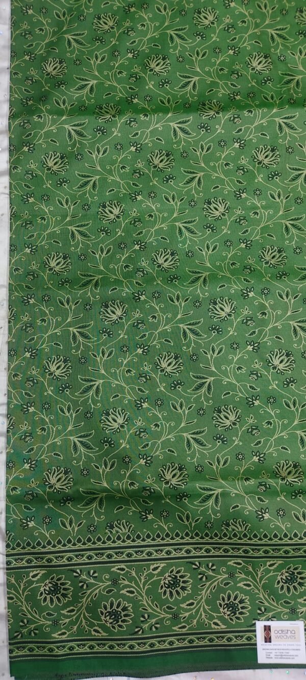 Green flower pattern banarasi silk saree with blouse - Image 6
