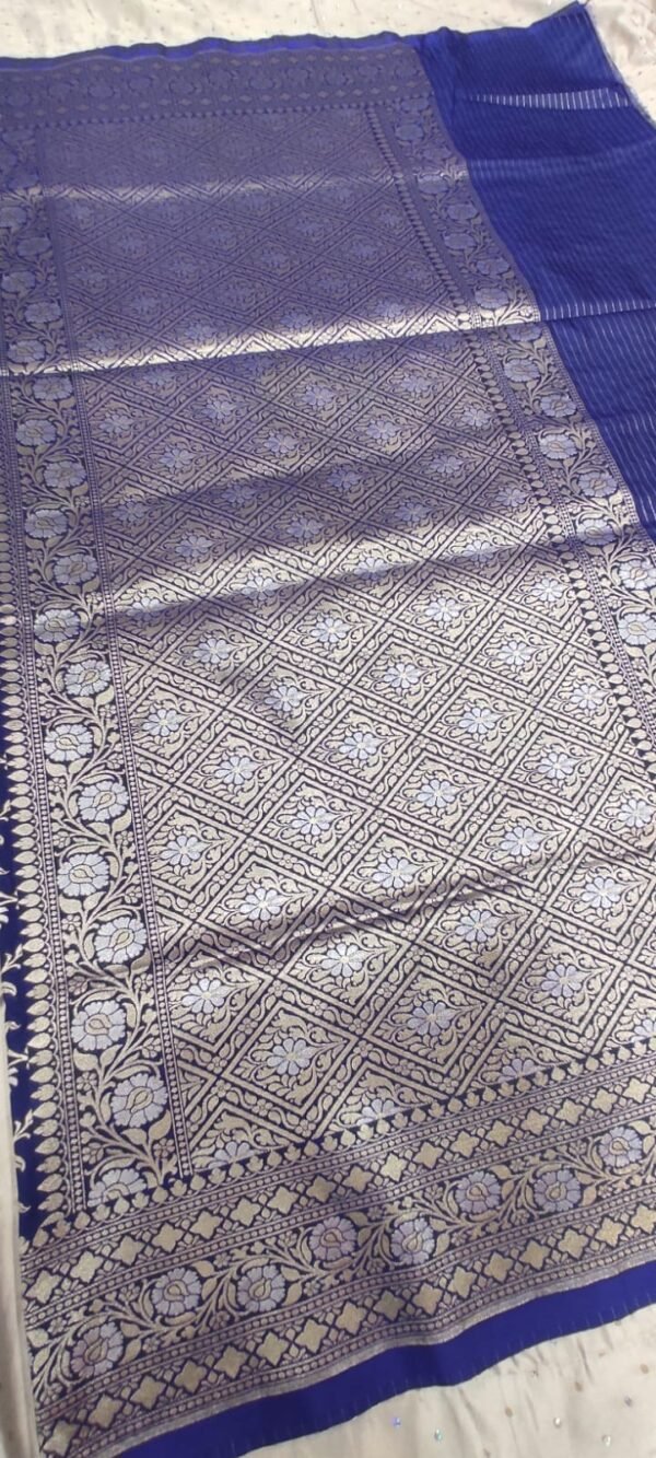 Blue flower pattern banarasi silk saree with zari work - Image 9