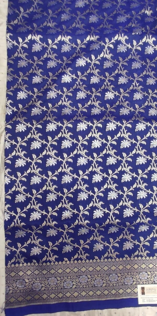 Blue flower pattern banarasi silk saree with zari work - Image 6