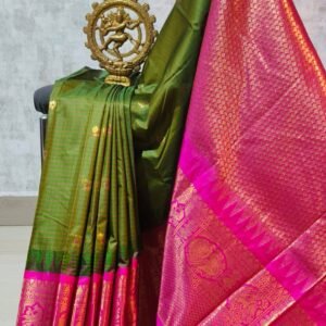 Green and pink checked gadwal silk saree with blouse
