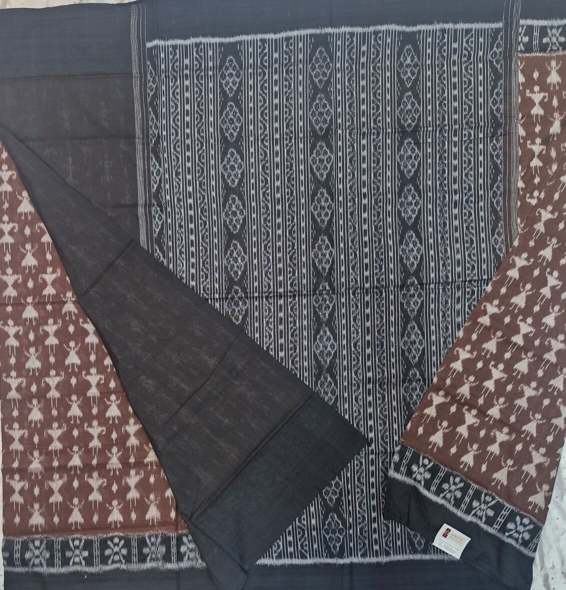 Brown and black tribal art pattern sambalpuri cotton saree with blouse - Image 5